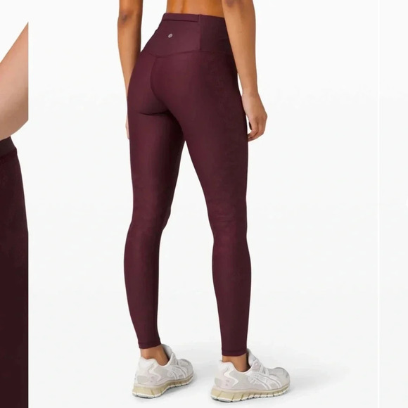 Lululemon mapped out high-rise Camo tight leggings size 4 28 inches maroon Red - Picture 2 of 6